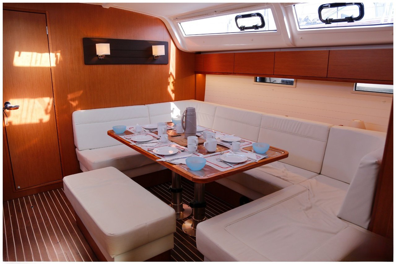 Bavaria Cruiser 51 — photo 8