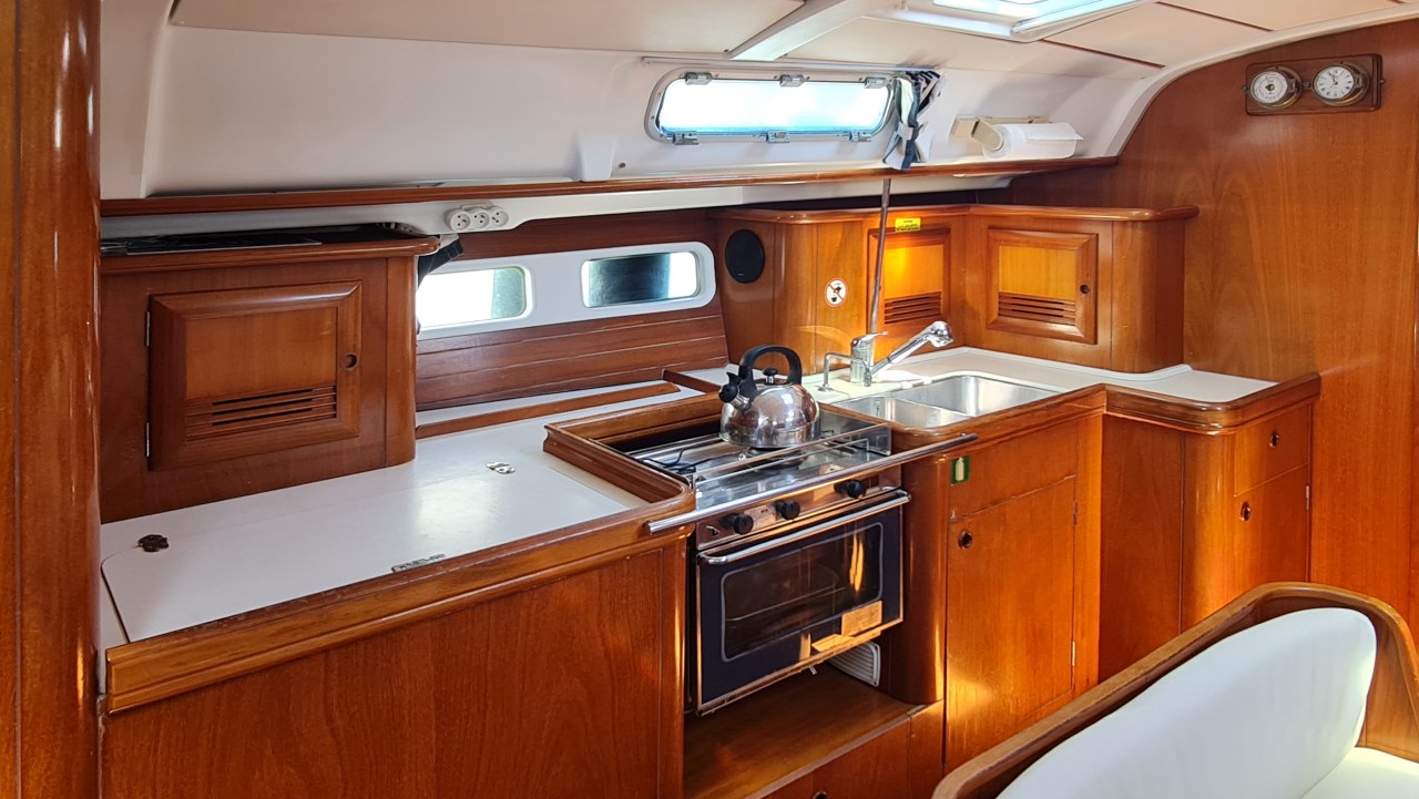 Oceanis Clipper 411 - 4 cab. — photo 6