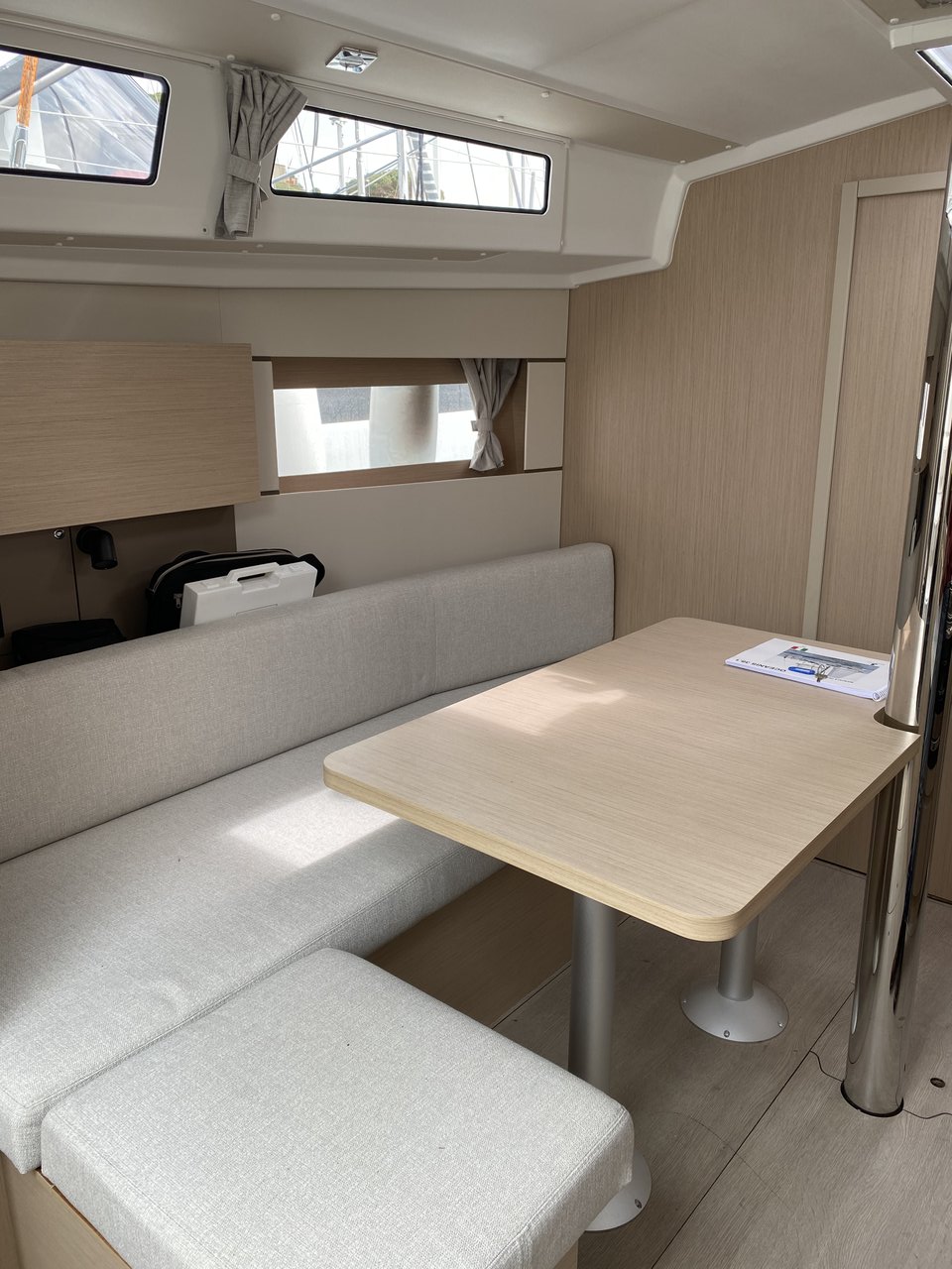 Oceanis 38.1 — photo 5
