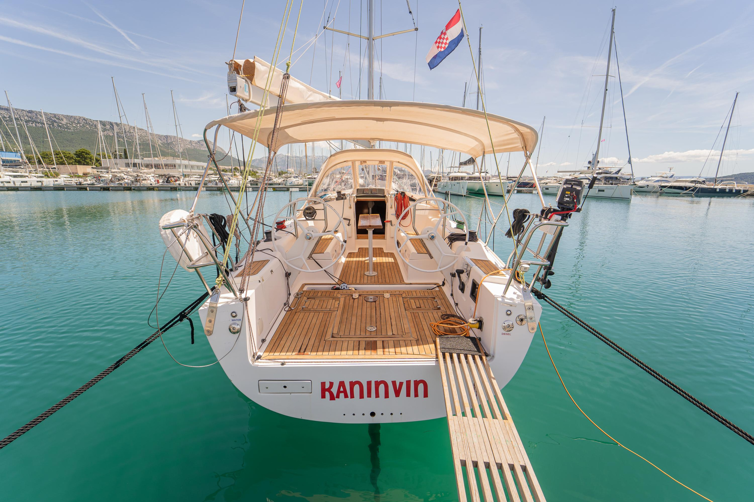 Salona 38 — photo 12