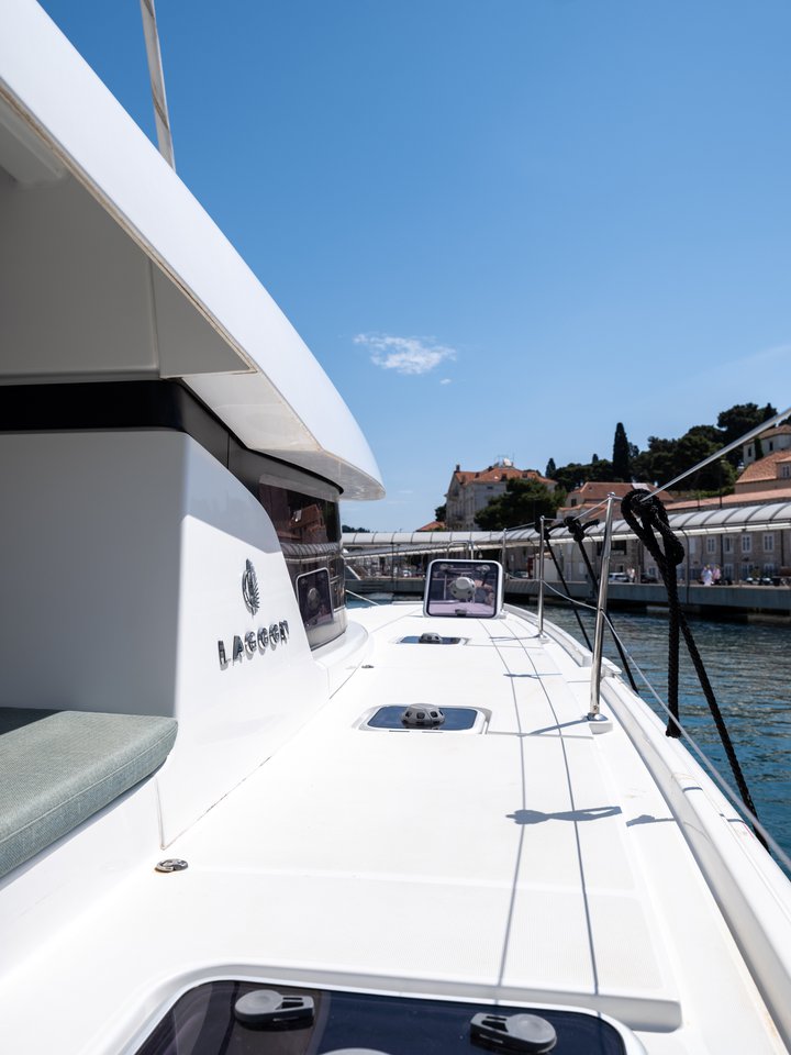 Lagoon 42 OW — photo 19