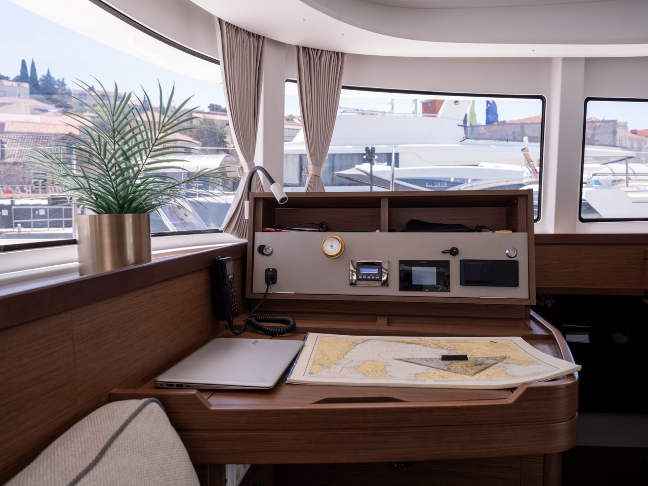 Lagoon 42 OW — photo 37