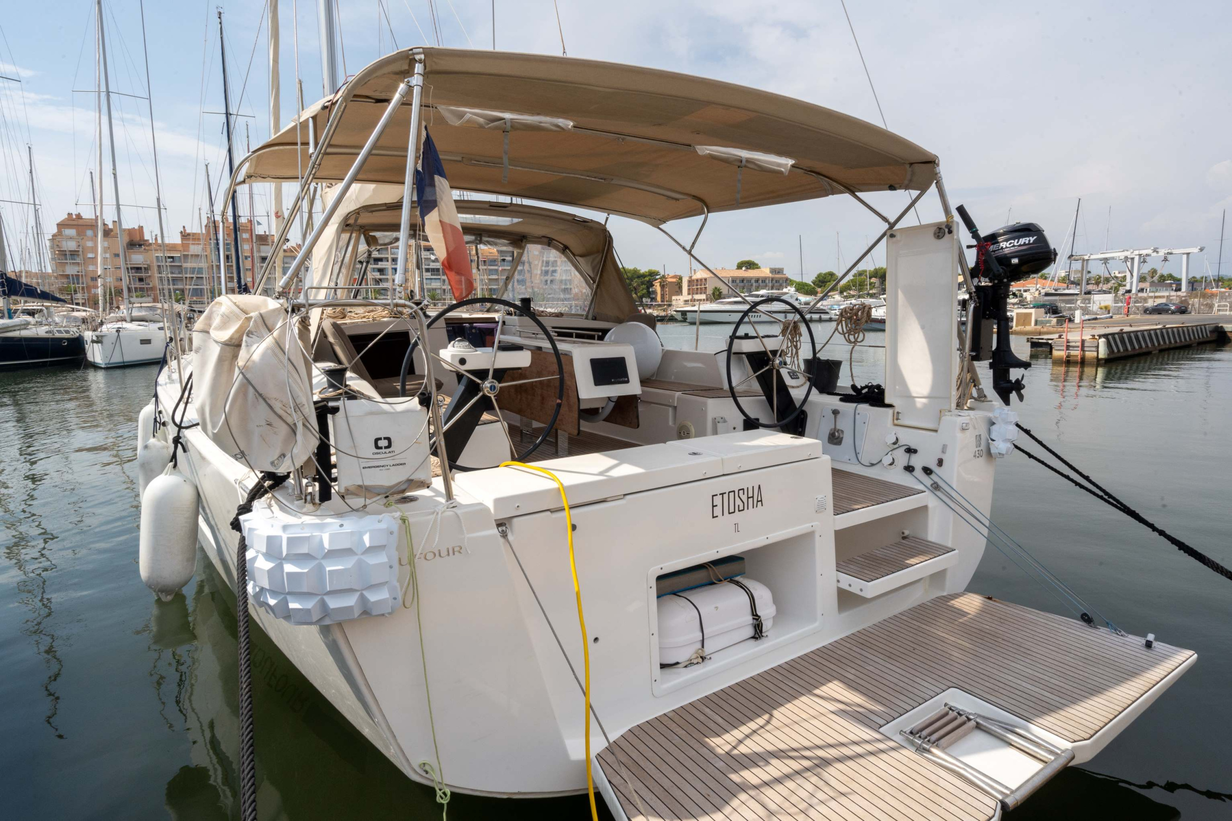 Dufour 430 — photo 4