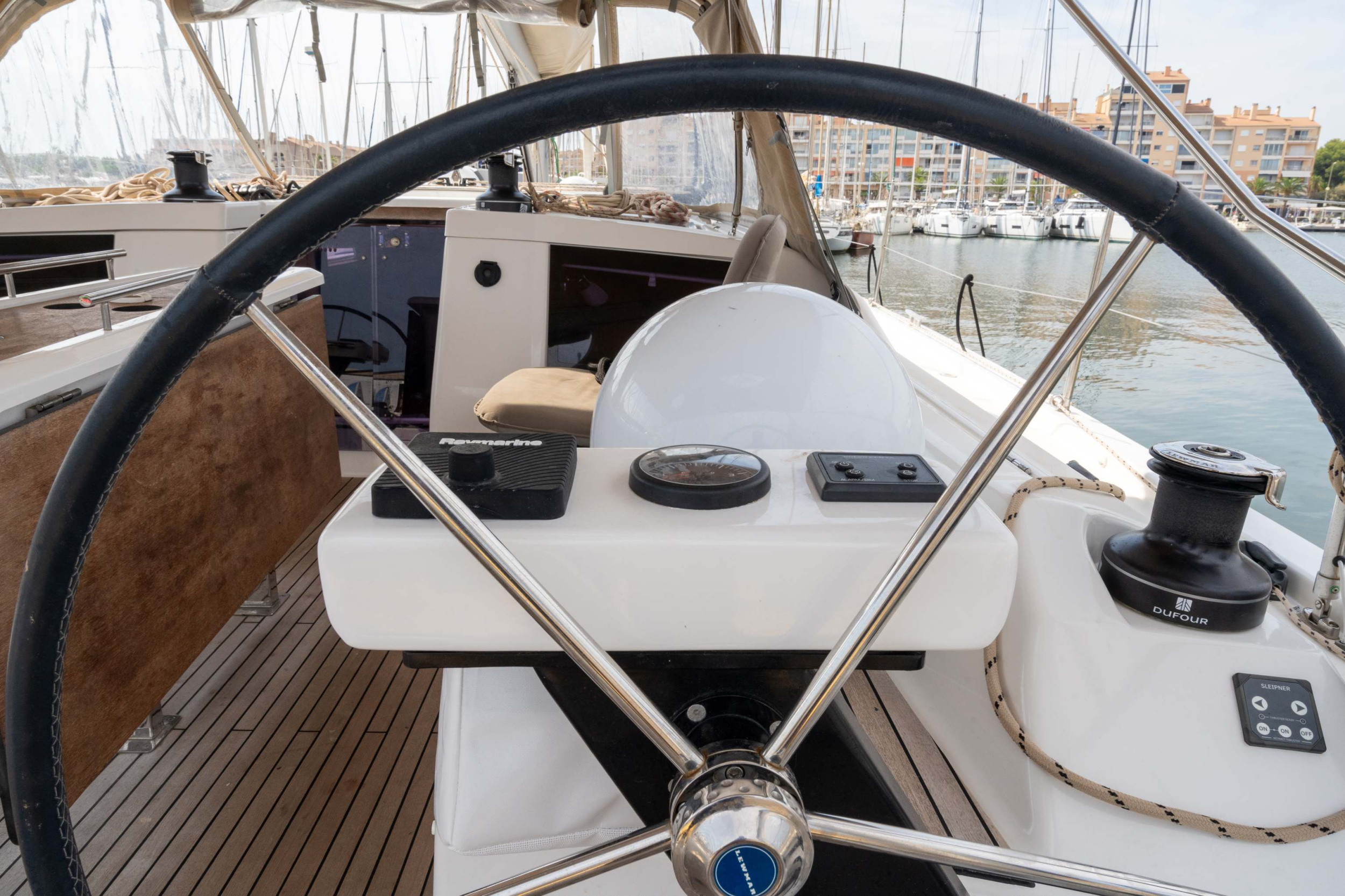 Dufour 430 — photo 12