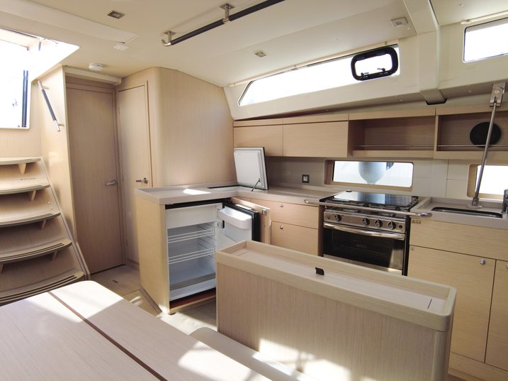 Oceanis 46.1 — photo 13