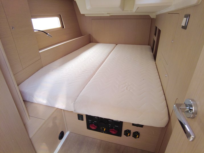 Oceanis 46.1 — photo 22