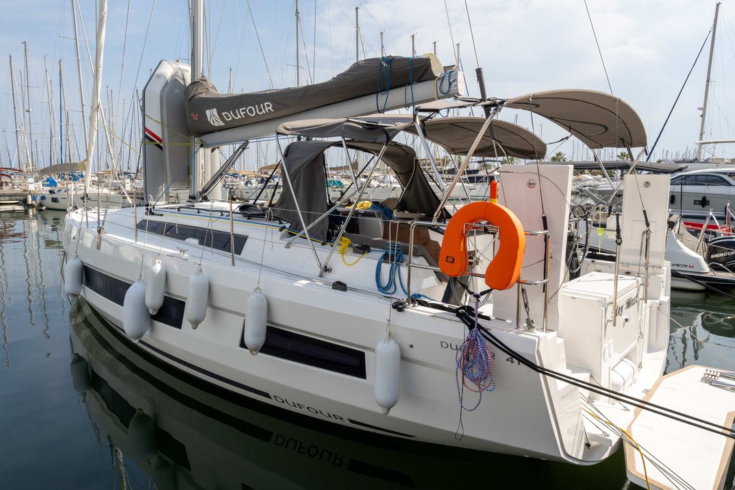 Dufour 41 - 3 cab. — photo 3