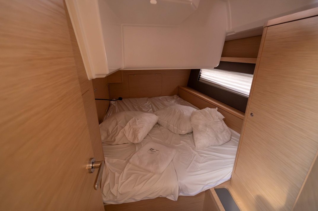 Dufour 41 - 3 cab. — photo 22