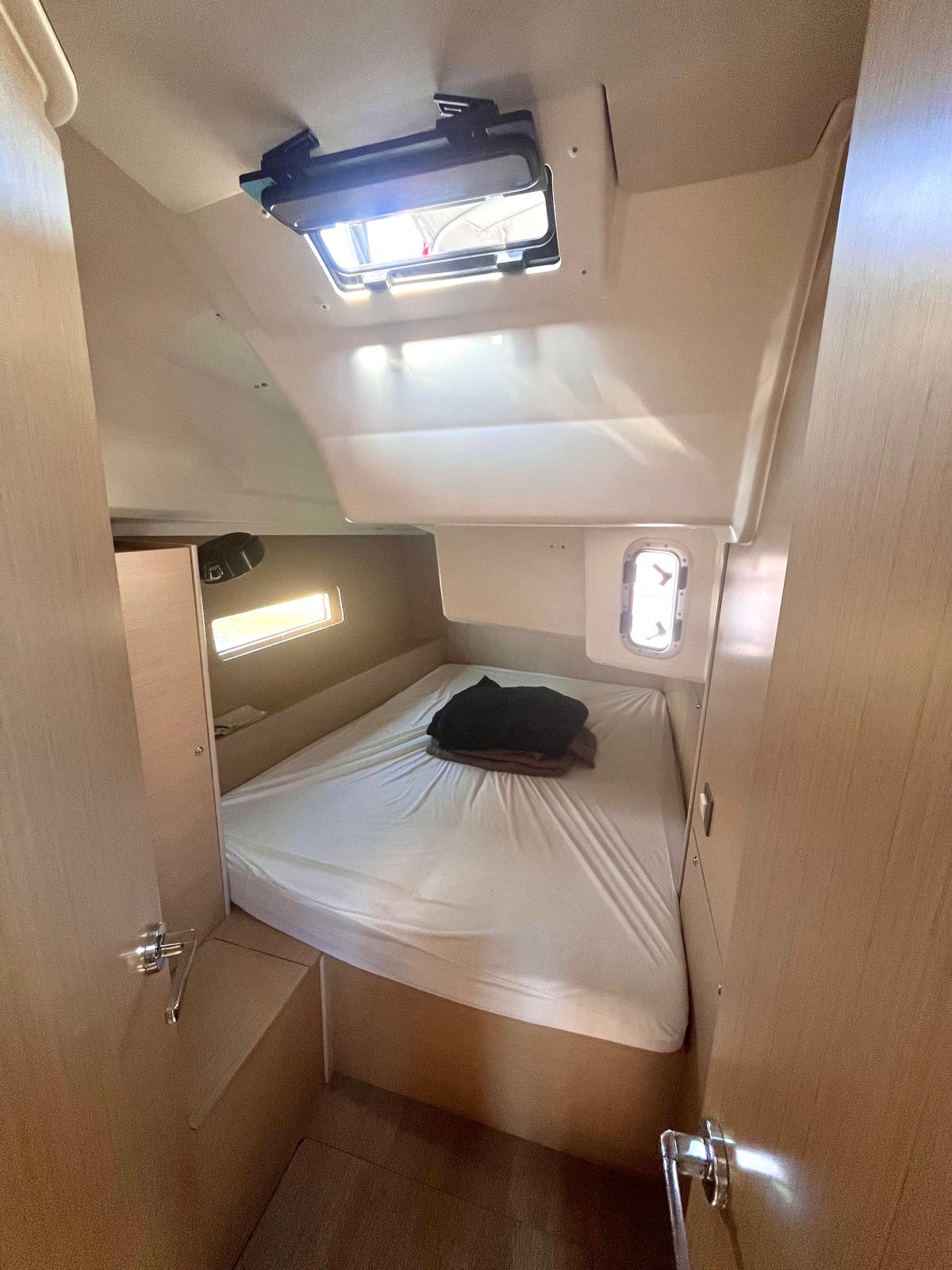 Oceanis 40.1 — photo 12