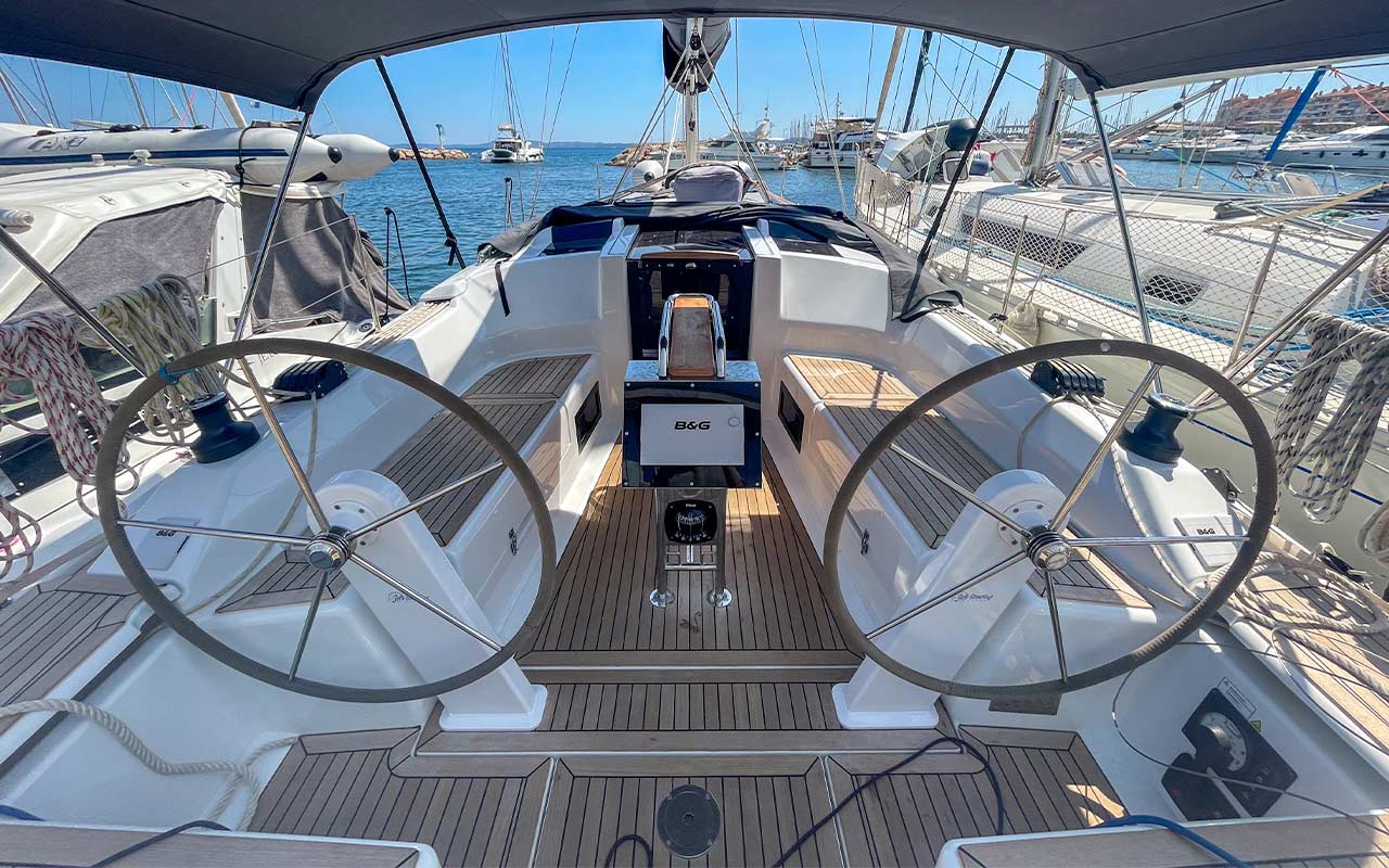 Hanse 348- 3 cab. — photo 6