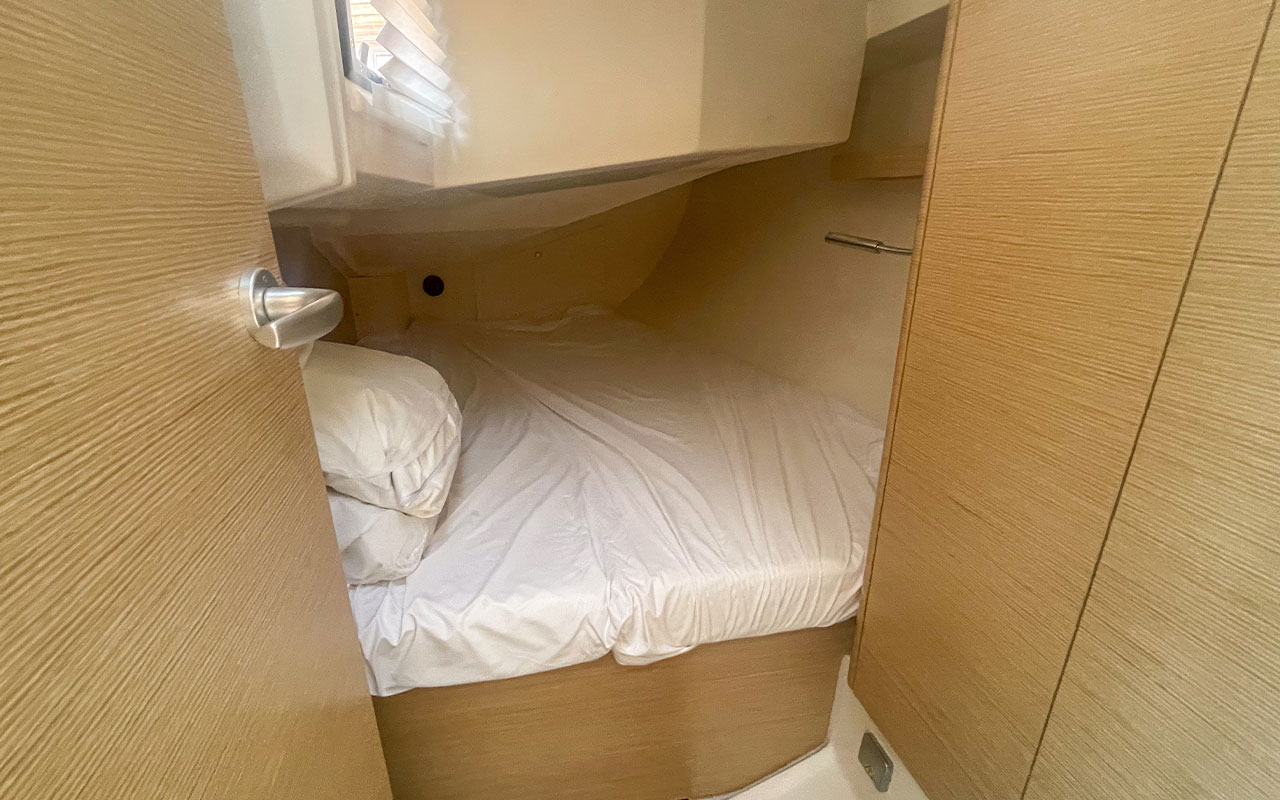 Hanse 348- 3 cab. — photo 11