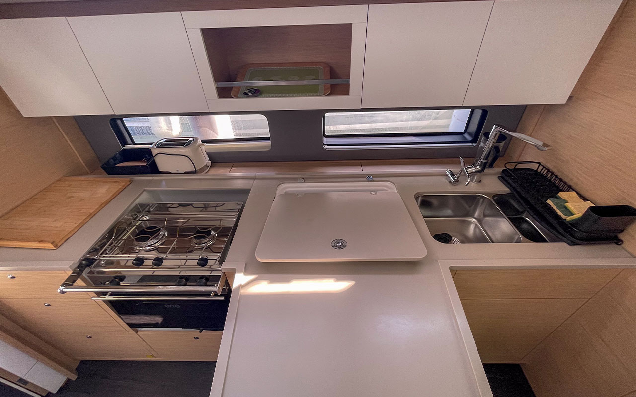 Dufour 41 - 3 cab. — photo 12