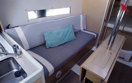 Oceanis 30.1 — photo 14