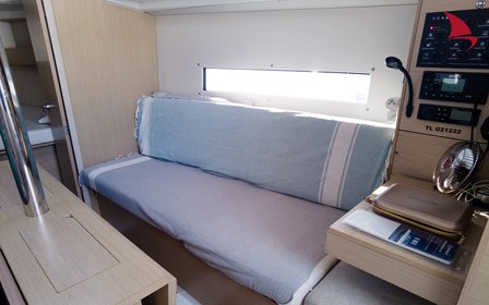 Oceanis 30.1 — photo 15