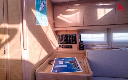 Dufour 390 GL — photo 16