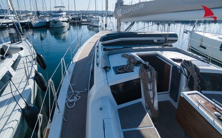 Dufour 430 - 3 cab. — photo 12