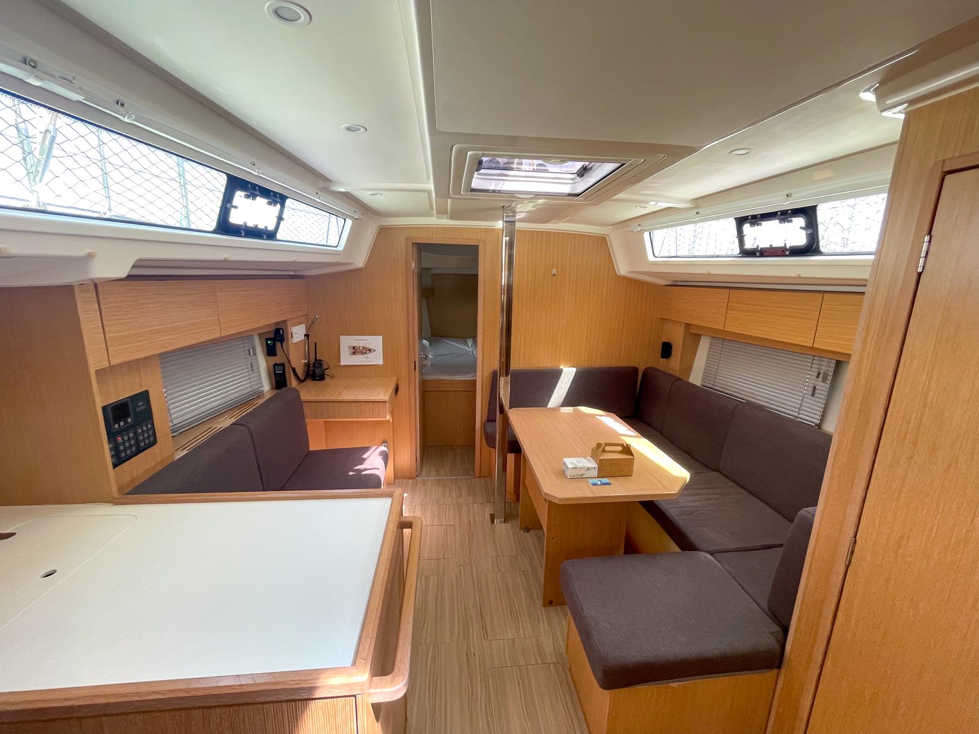 Bavaria C38 — photo 14