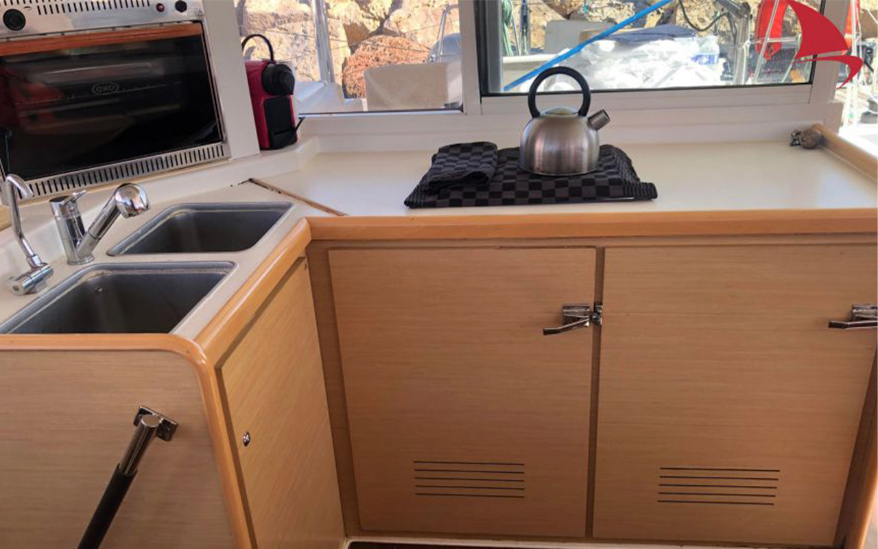Lagoon 400 - 4 + 2 cab. — photo 9