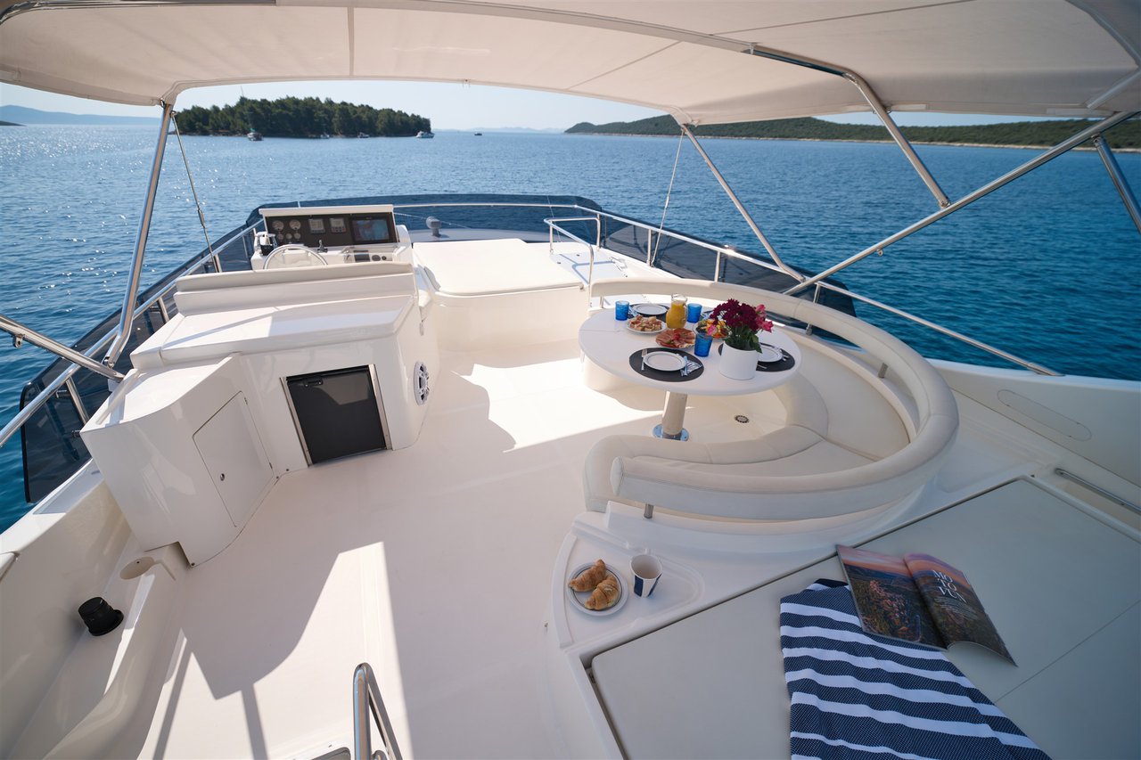 Ferretti Yachts 681 — photo 19