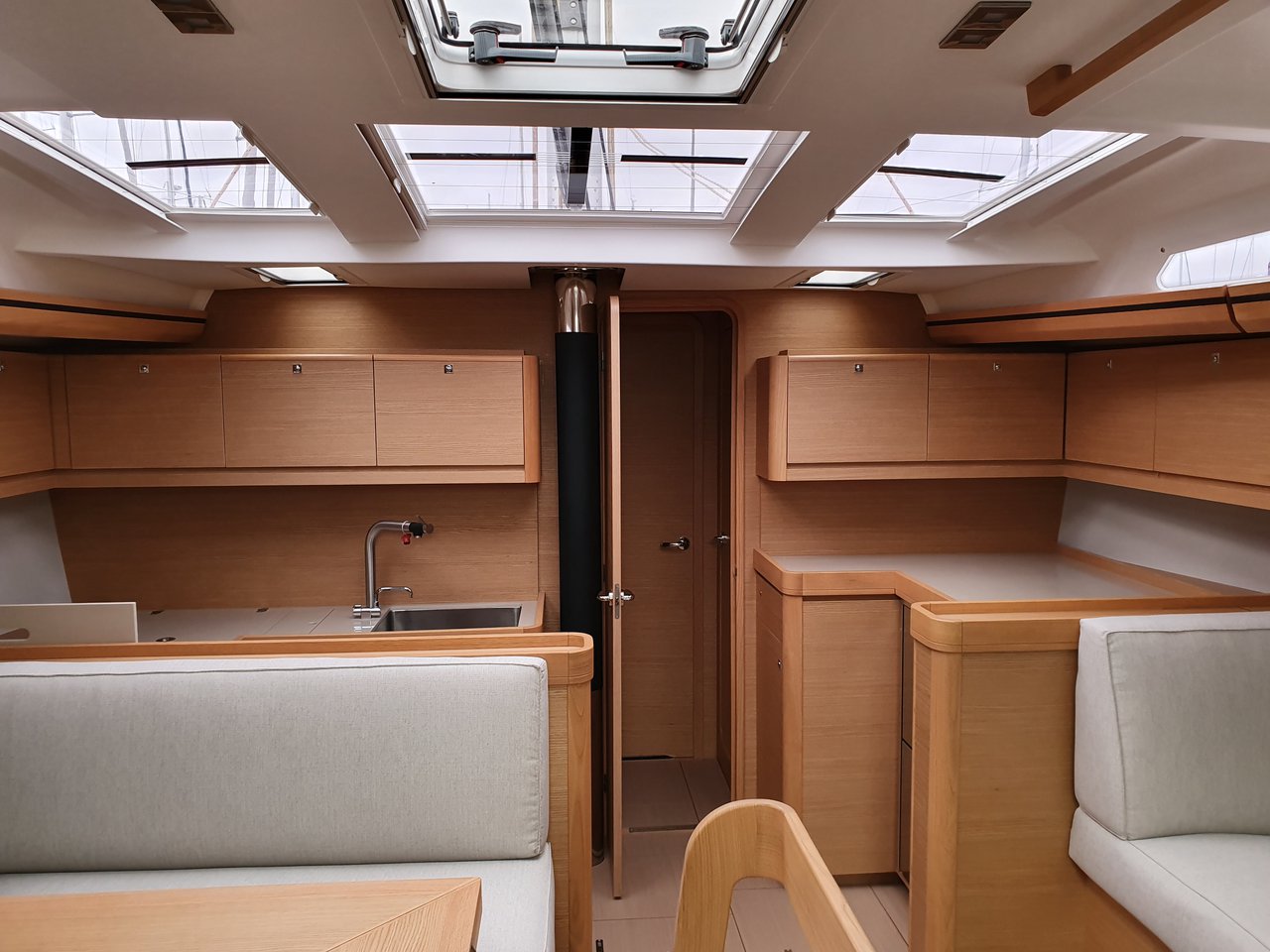 Dufour 520 GL - 4. cab — photo 9