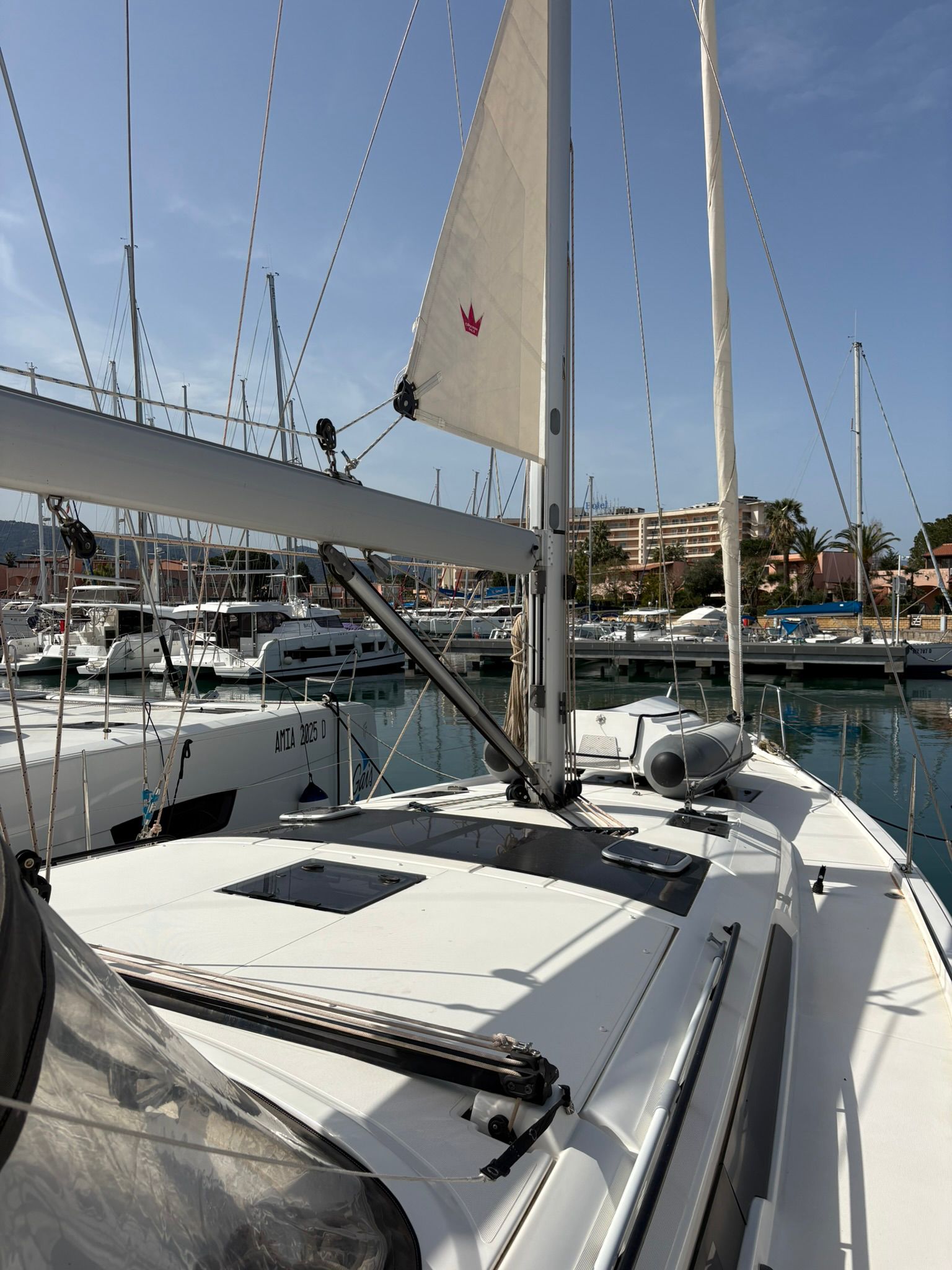 Dufour 470 - 4 + 1 cab. — photo 10