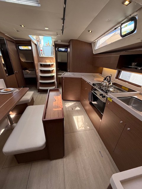 Oceanis 46.1 — photo 21