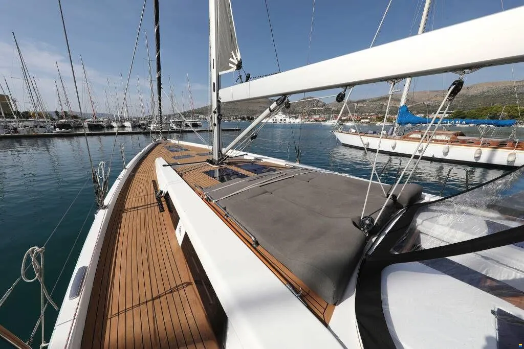 Hanse 575 - 5 + 1 cab. — photo 6