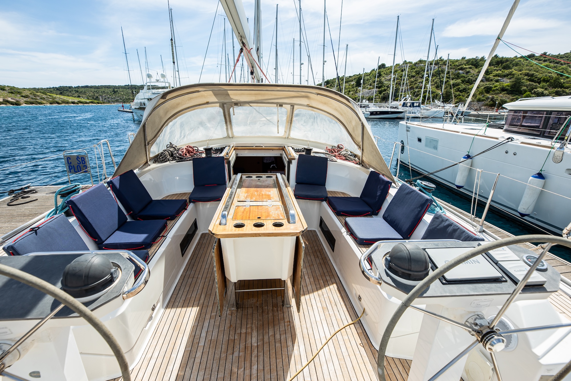 Bavaria Cruiser 56 - 5 + 1 cab. — photo 8