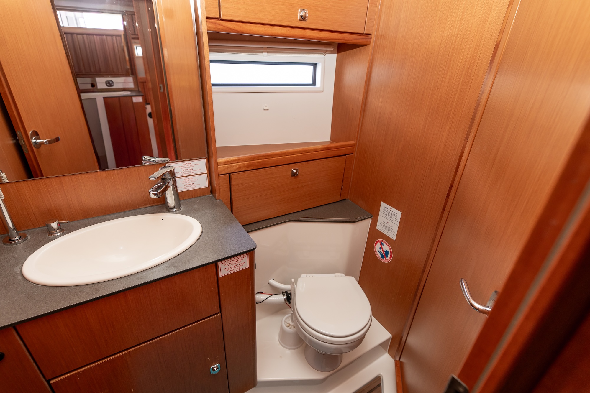 Bavaria Cruiser 56 - 5 + 1 cab. — photo 22