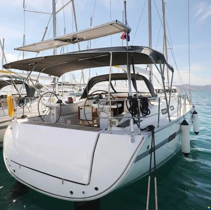 Bavaria Cruiser 50 — photo 14