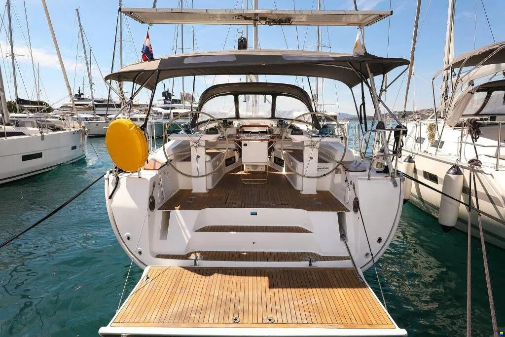 Bavaria Cruiser 45 - 4 cab. — photo 30