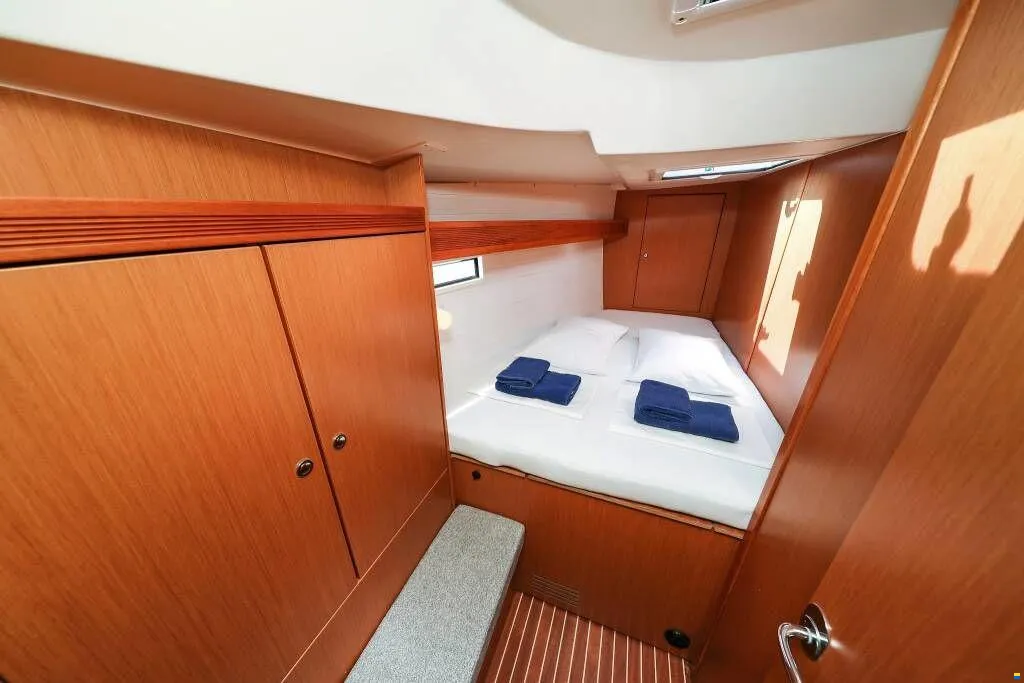 Bavaria Cruiser 45 - 4 cab. — photo 12