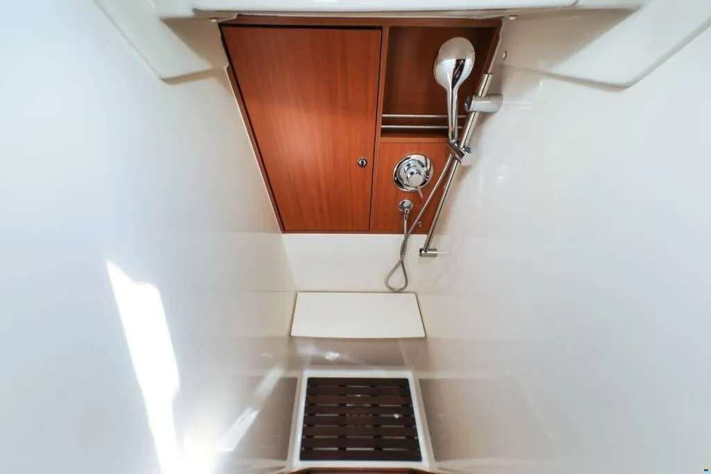 Bavaria Cruiser 45 - 4 cab. — photo 19