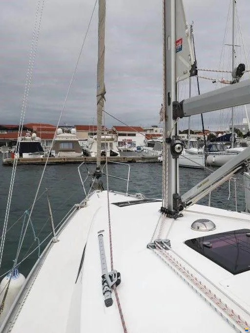 Bavaria Cruiser 32 — photo 5