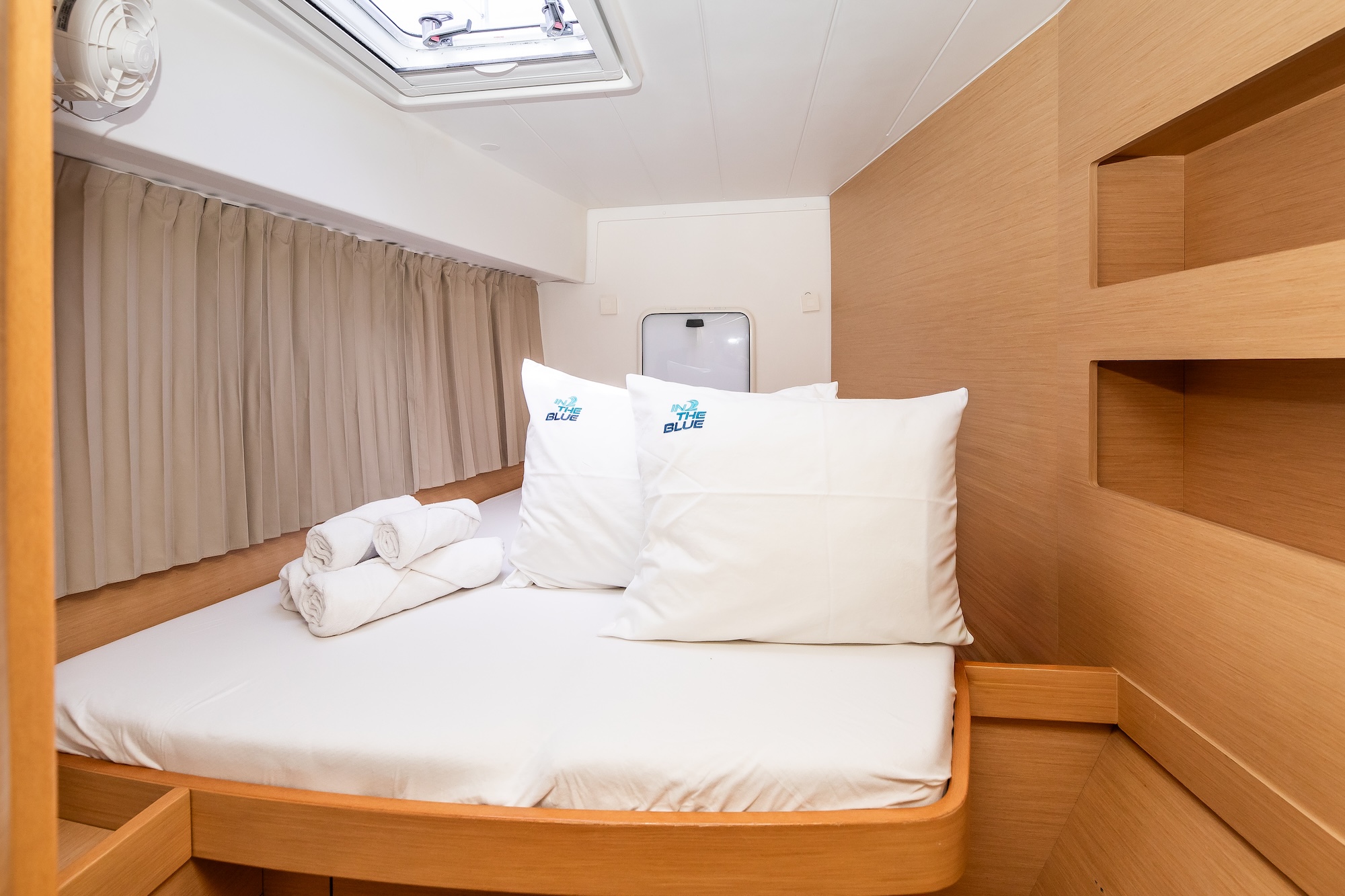 Lagoon 42 - 4 + 2 cab. — photo 20