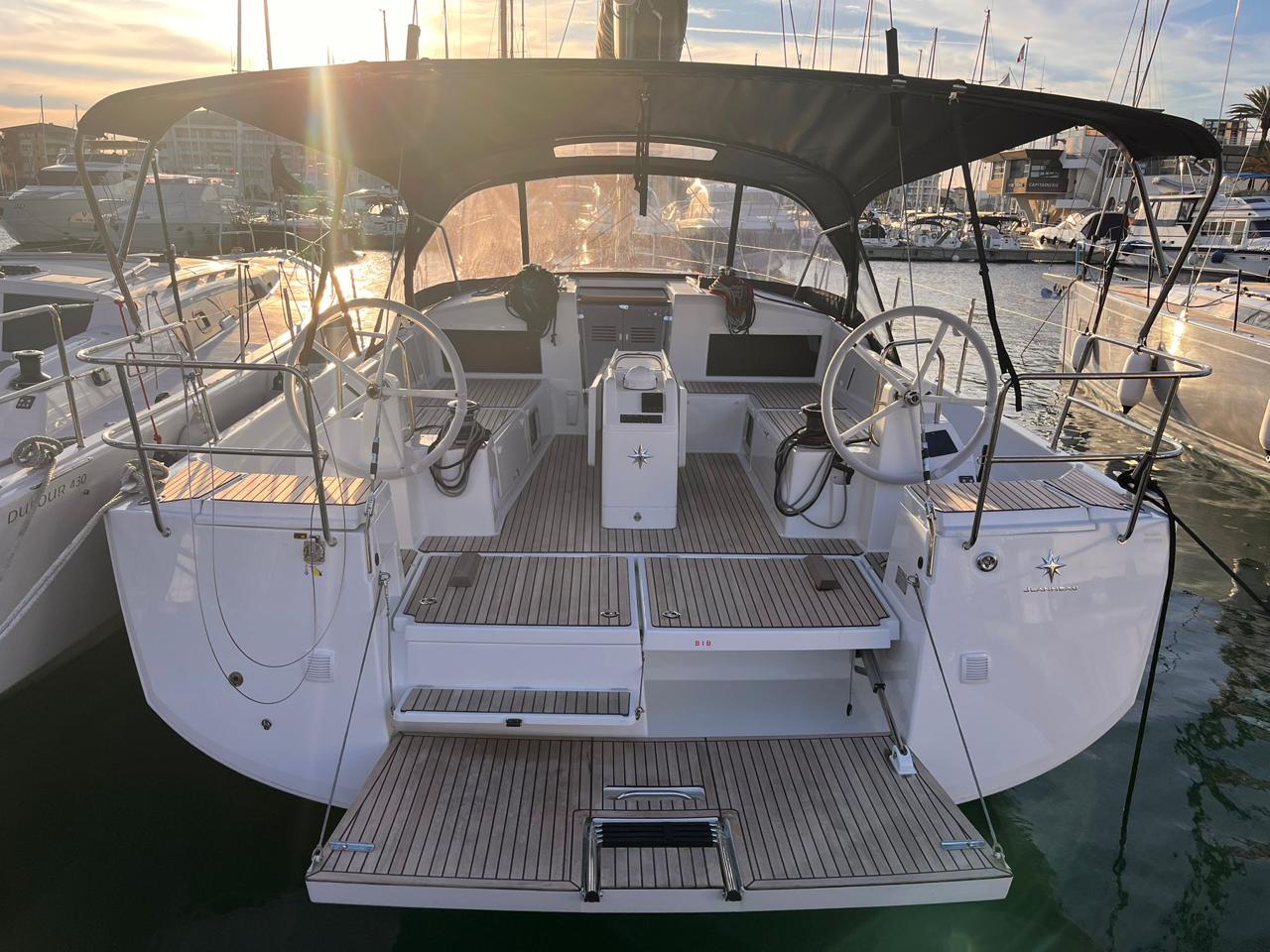 Sun Odyssey 490 - 4 + 1 cab. — photo 8