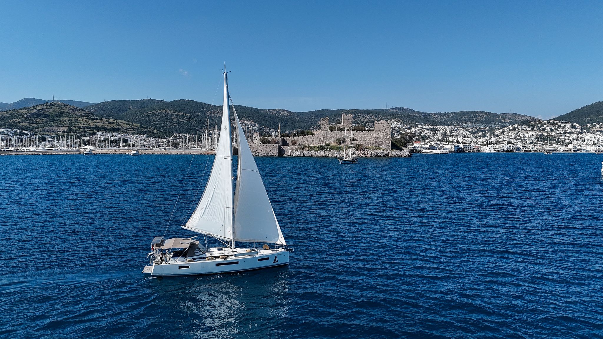 Sun Odyssey 440 - 4 cab. — photo 4