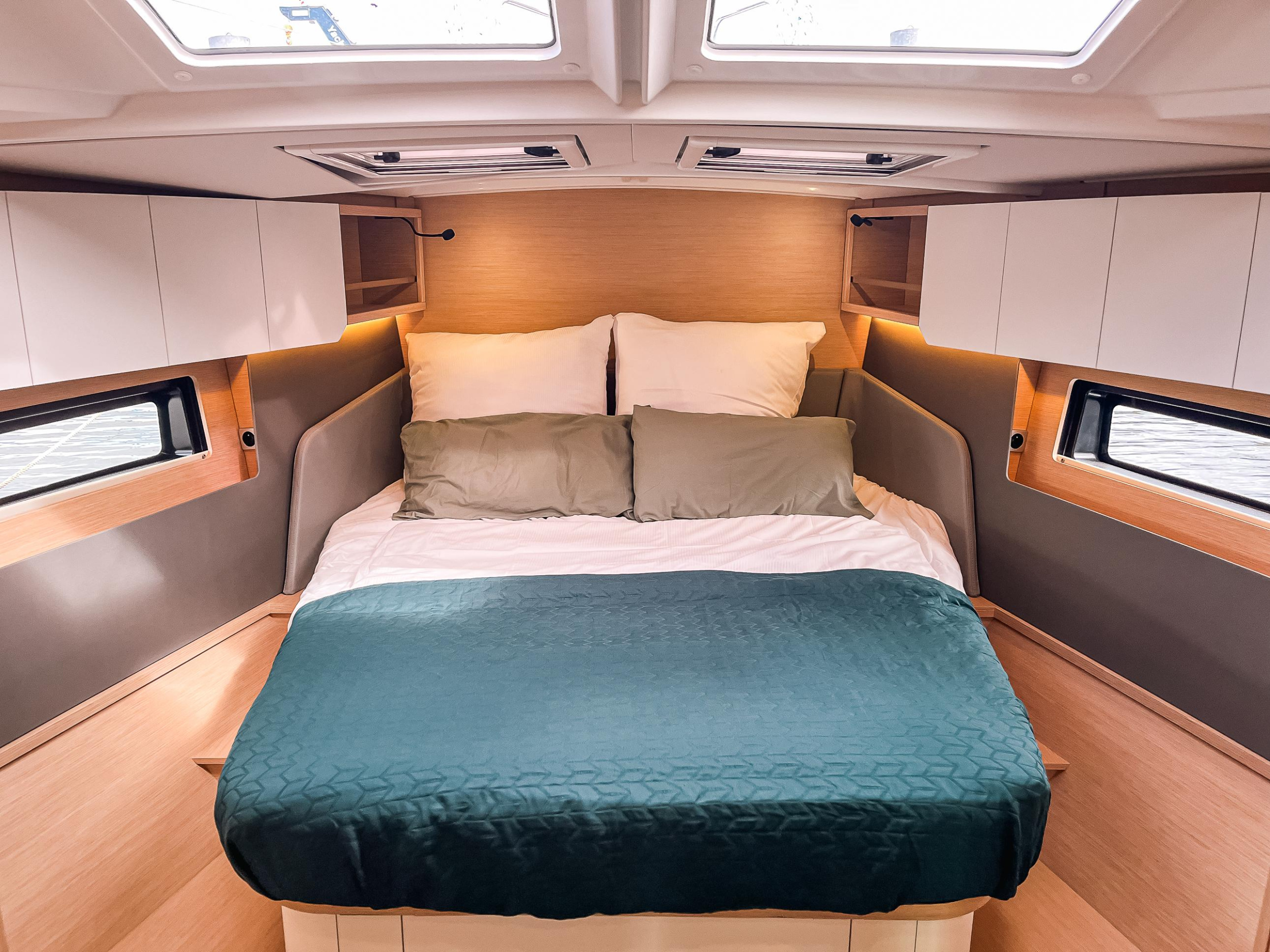 Dufour 44 - 3 cab. — photo 11