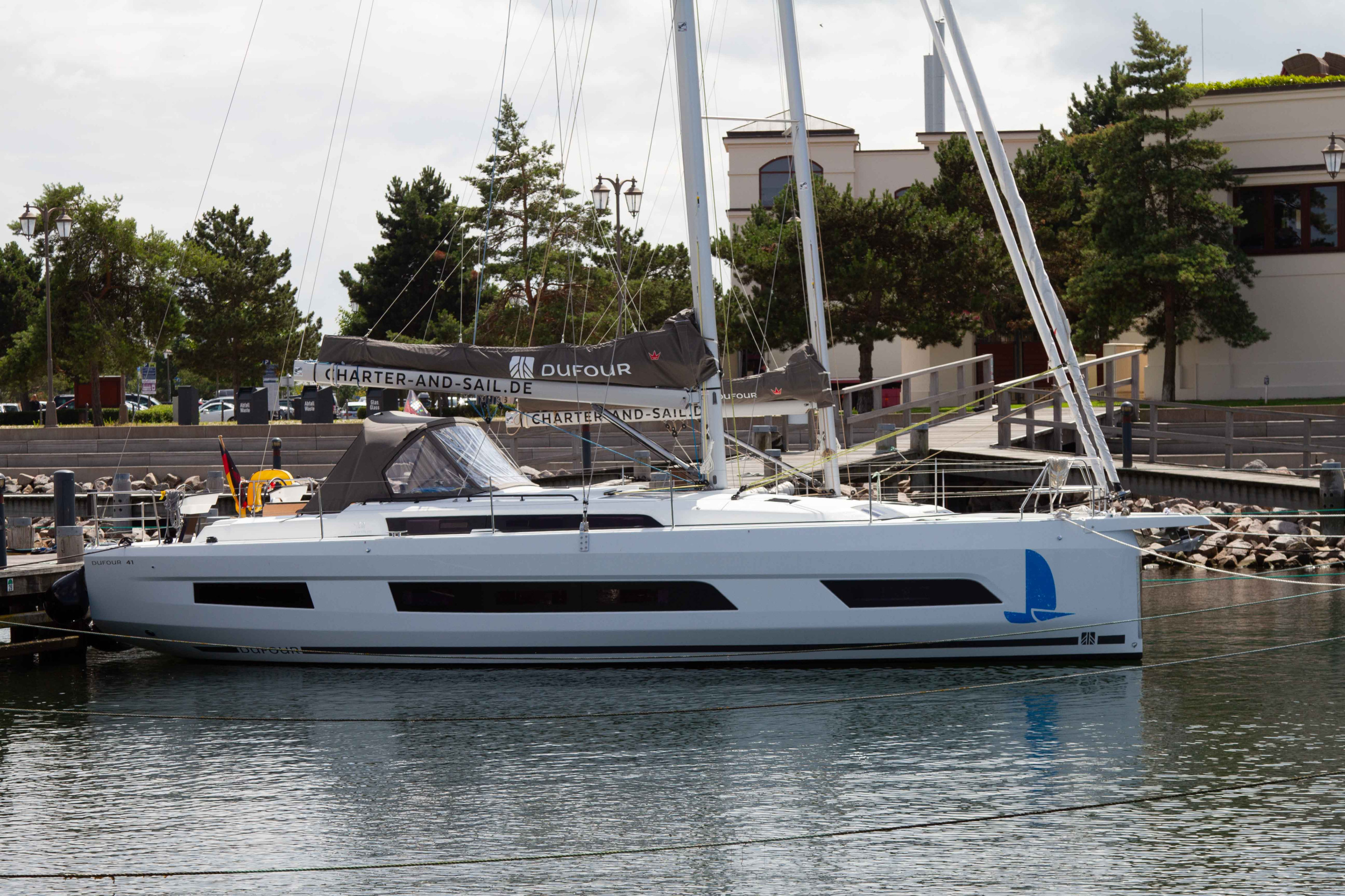 Dufour 41 - 3 cab. — photo 3