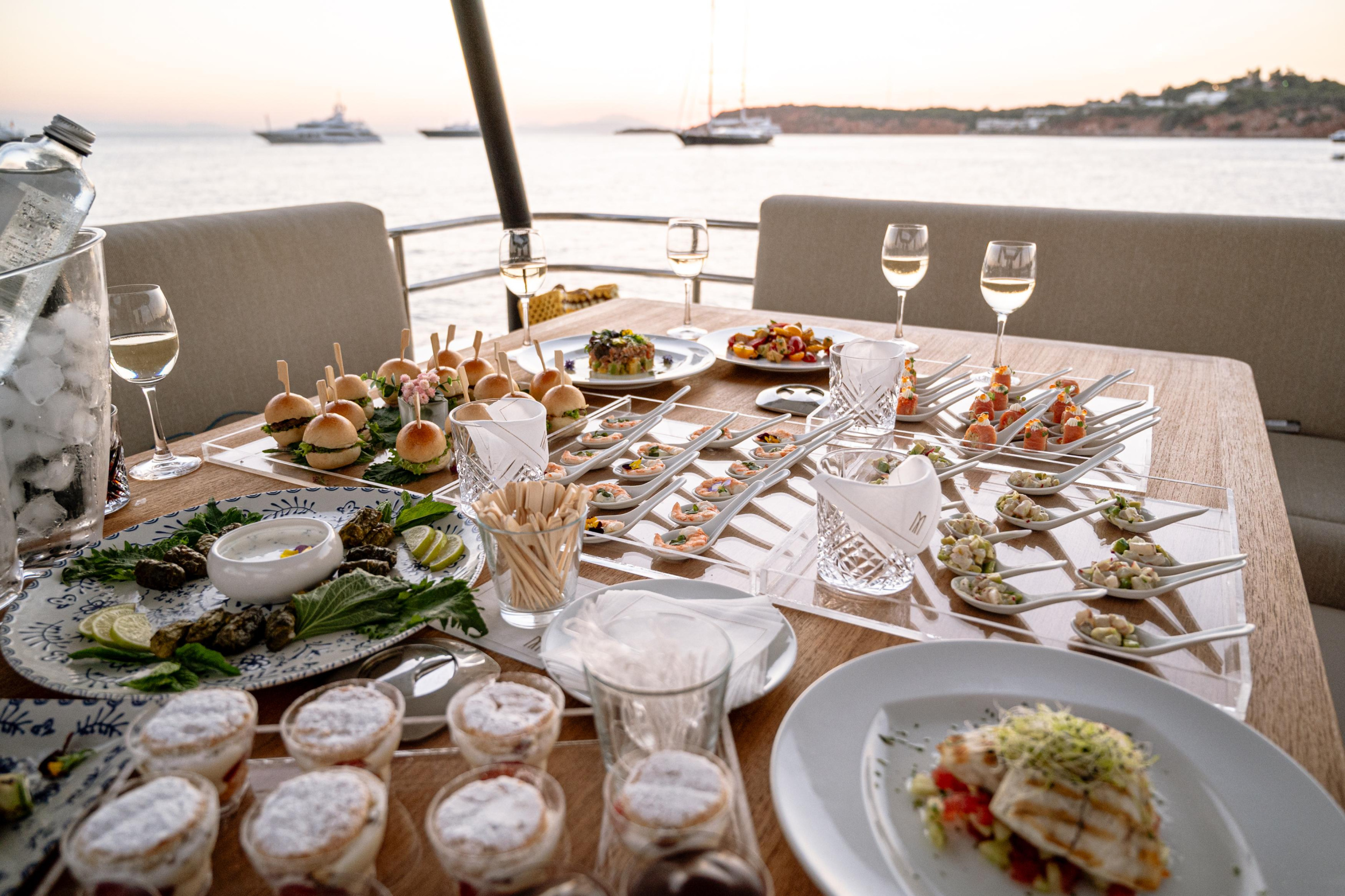 Fountaine Pajot MY6 — photo 14