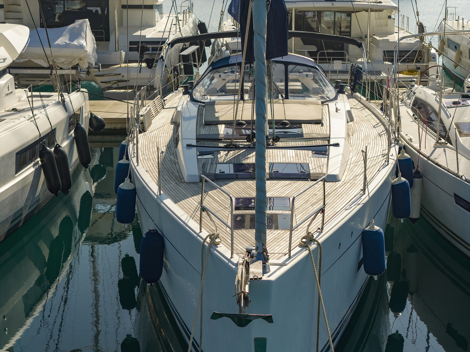 Hanse 575 - 5 + 1 cab. — photo 3