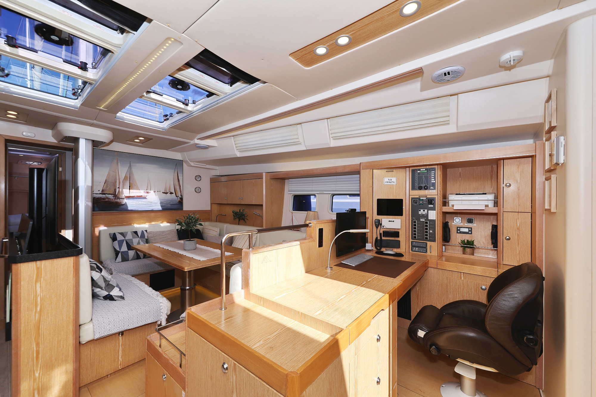 Hanse 575 - 5 + 1 cab. — photo 30