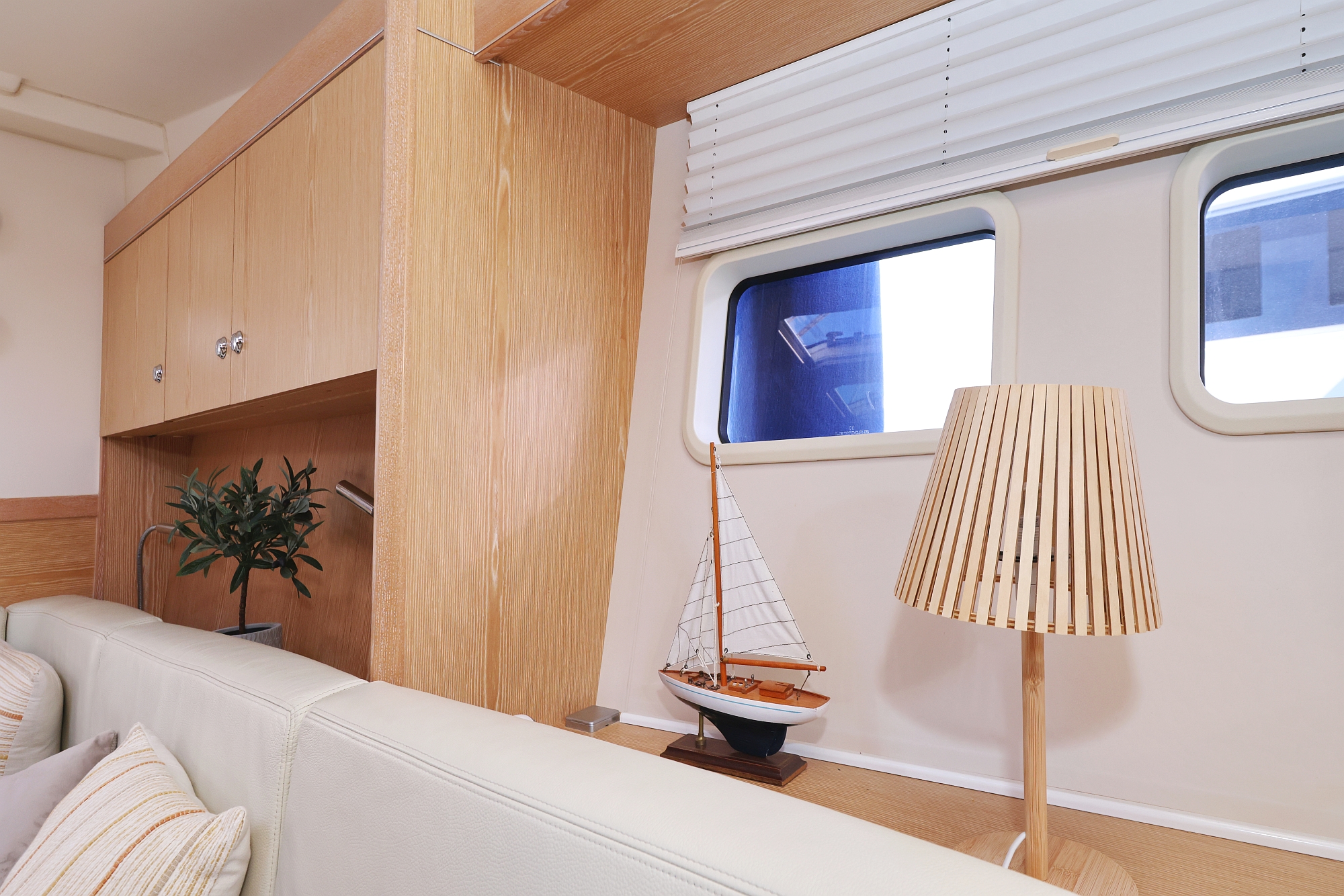 Hanse 575 - 5 + 1 cab. — photo 61