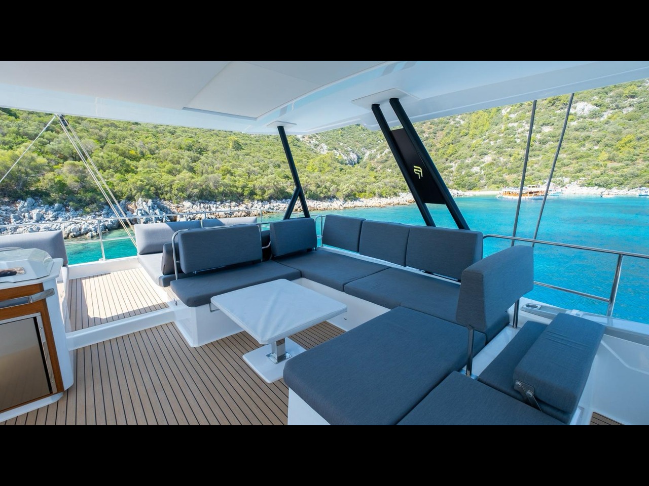 Fountaine Pajot Alegria 67 - 5 + 2 cab. — photo 7