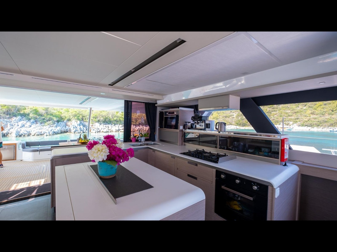 Fountaine Pajot Alegria 67 - 5 + 2 cab. — photo 12