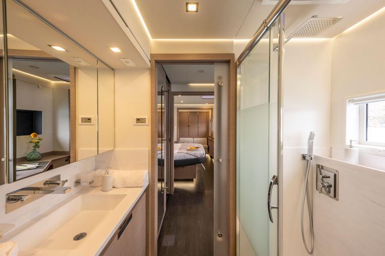 Fountaine Pajot Alegria 67 - 5 + 2 cab. — photo 14