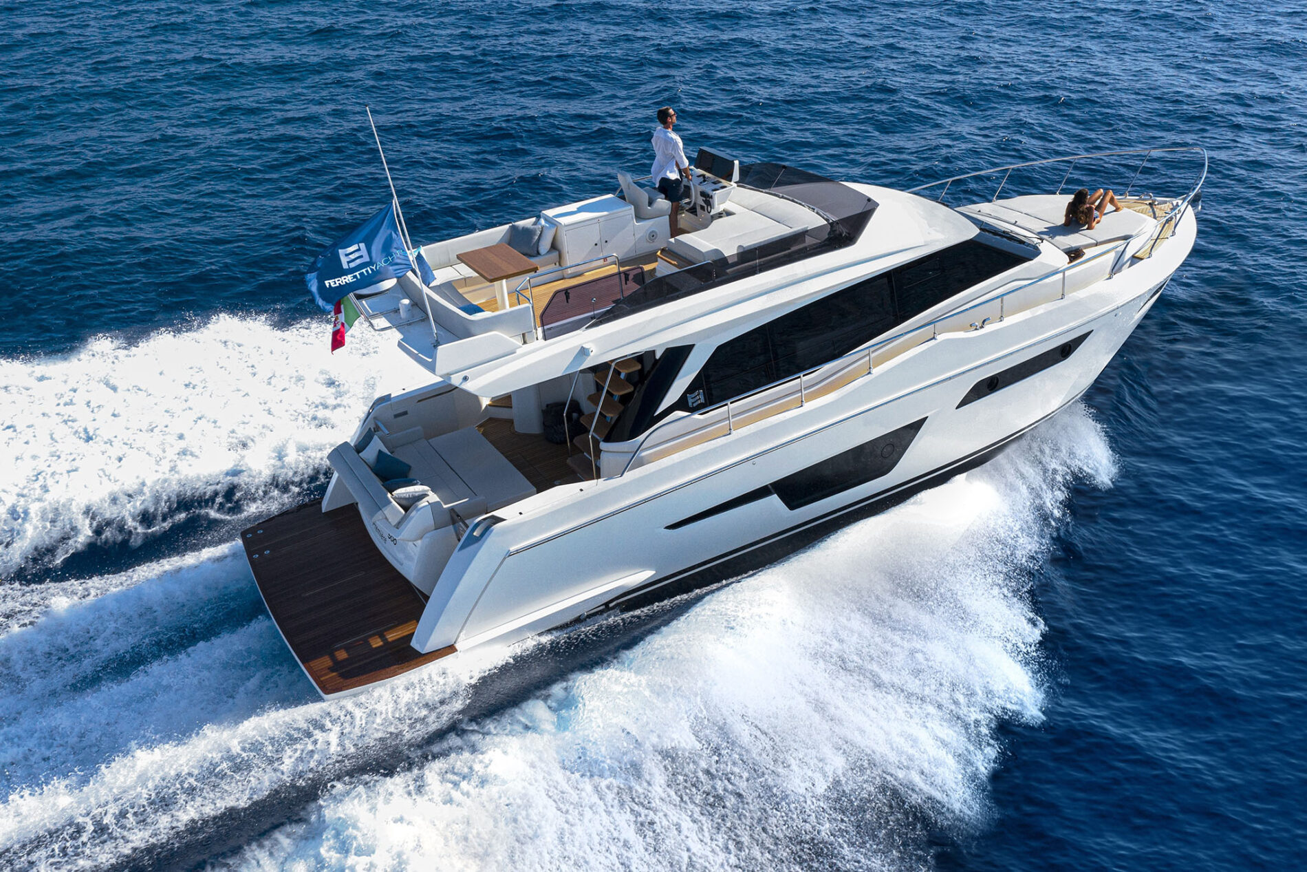 Ferretti Yachts 500 - 3 + 1 cab — photo 1