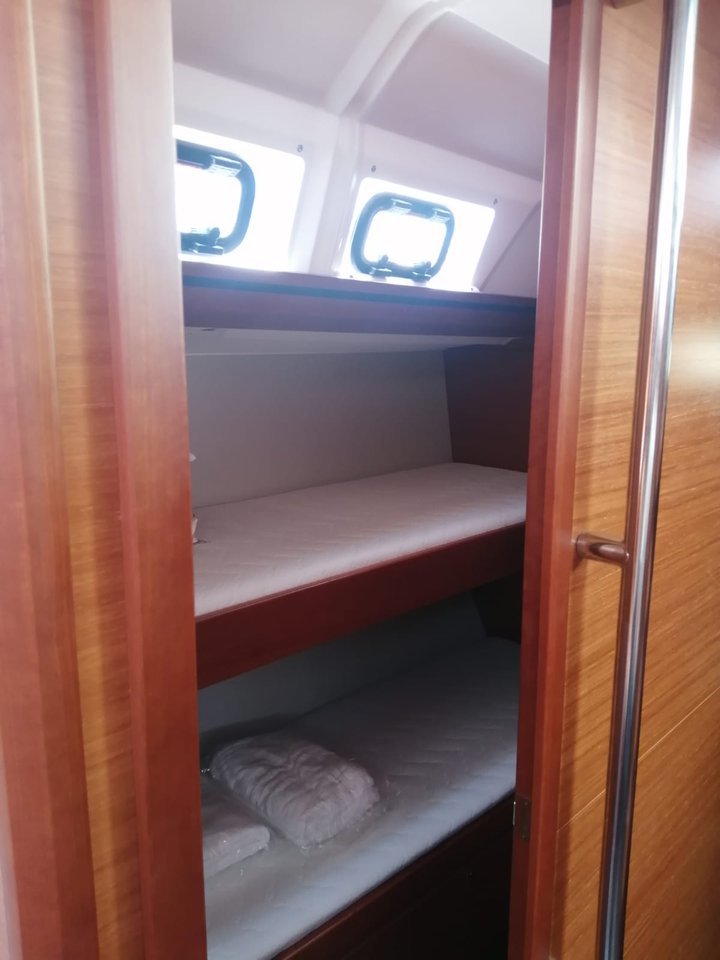 Dufour 520 GL — photo 9