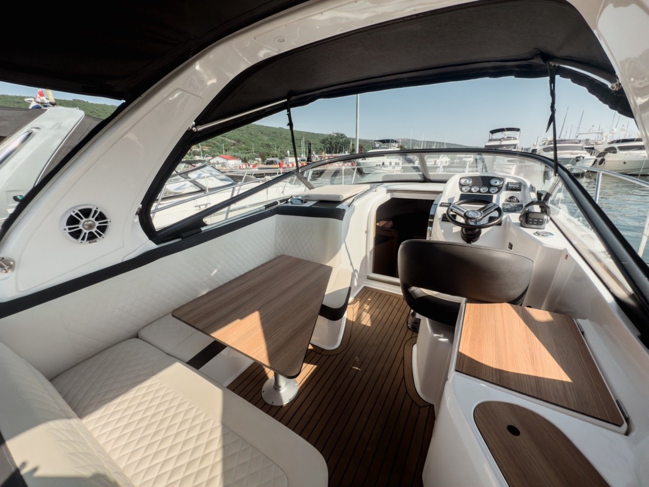 Bavaria S29 — photo 9