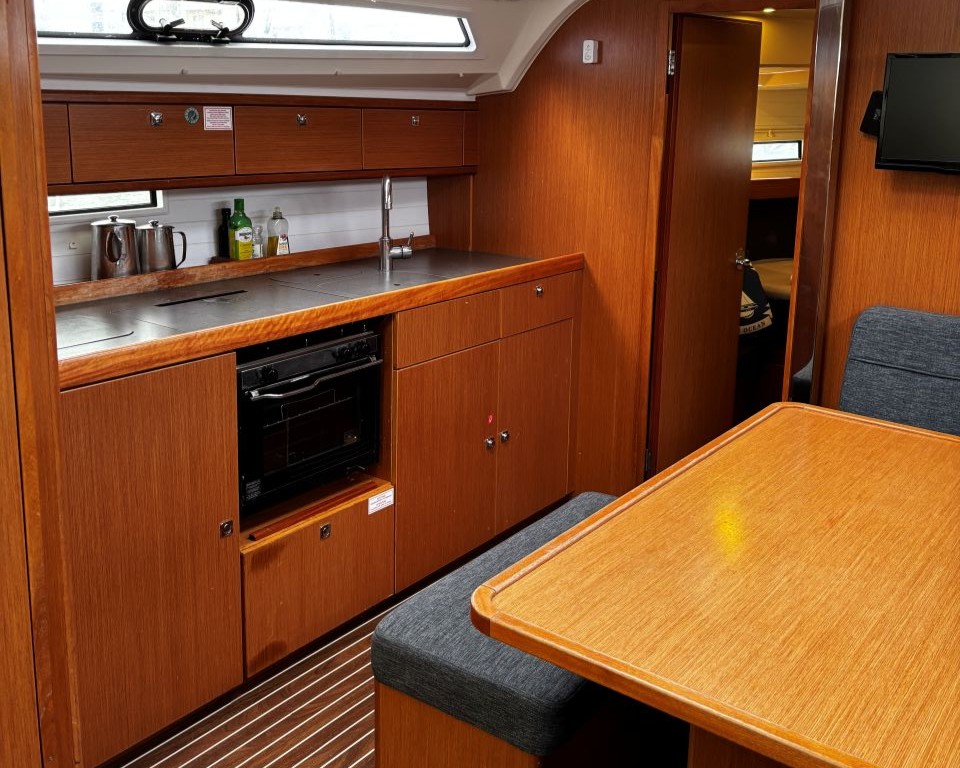 Bavaria Cruiser 41 - 3 cab. — photo 5